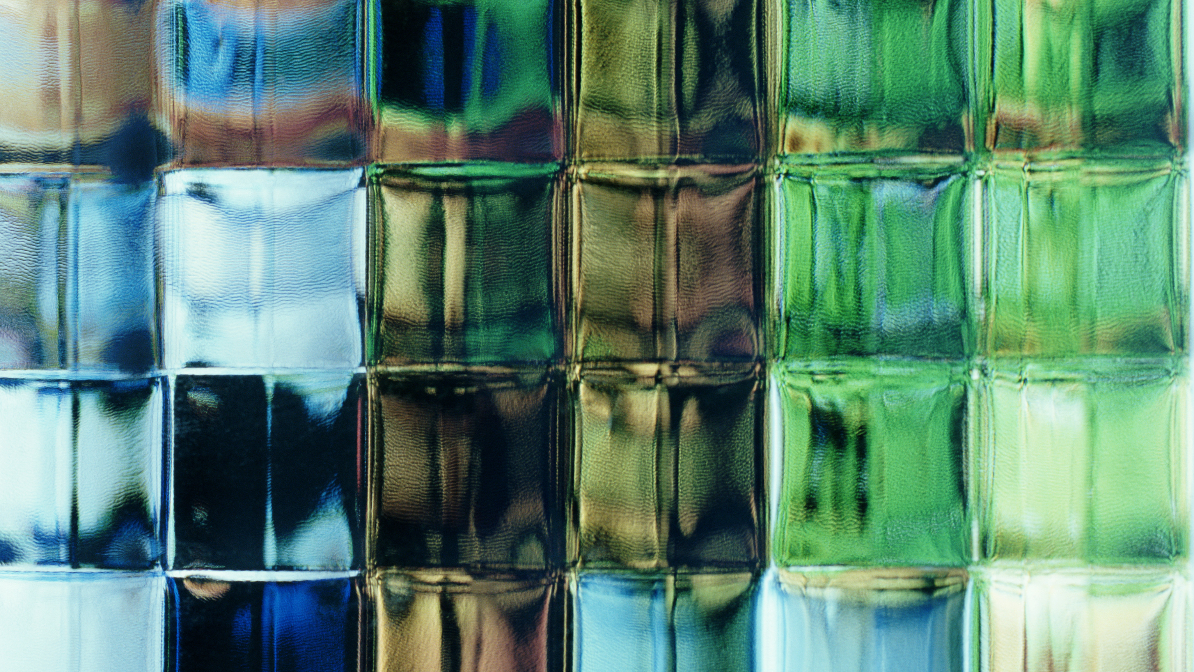 Patterned Glass Panels/Road Cases/Stop-Frame Animation