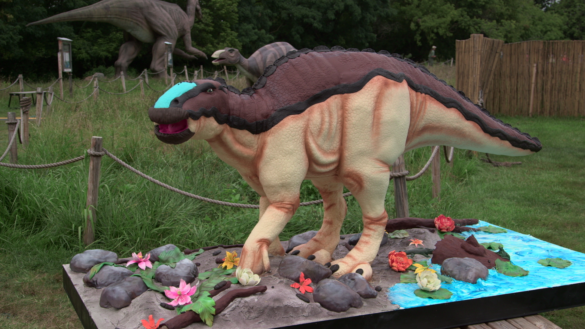 Dinosaurs, Brush Strokes and Edible Art
