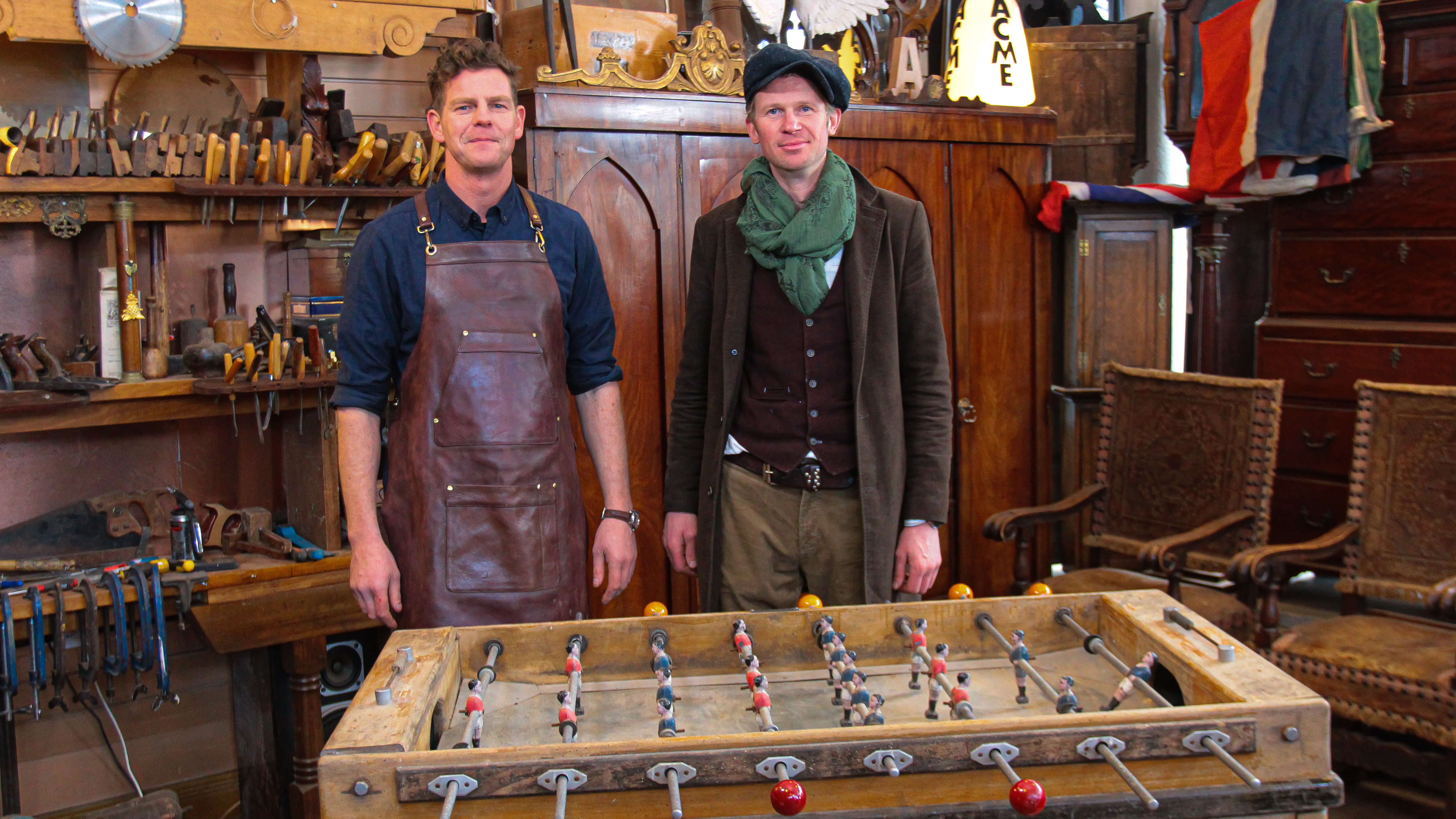 Salvage Hunters: The Restorers
