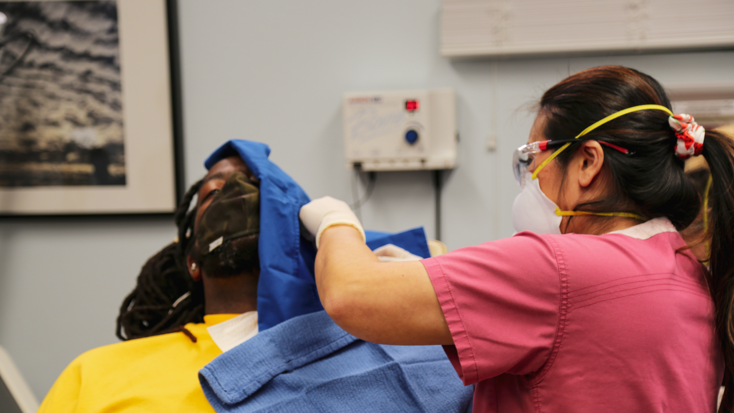 This Is Zit: Blackheads Are Back